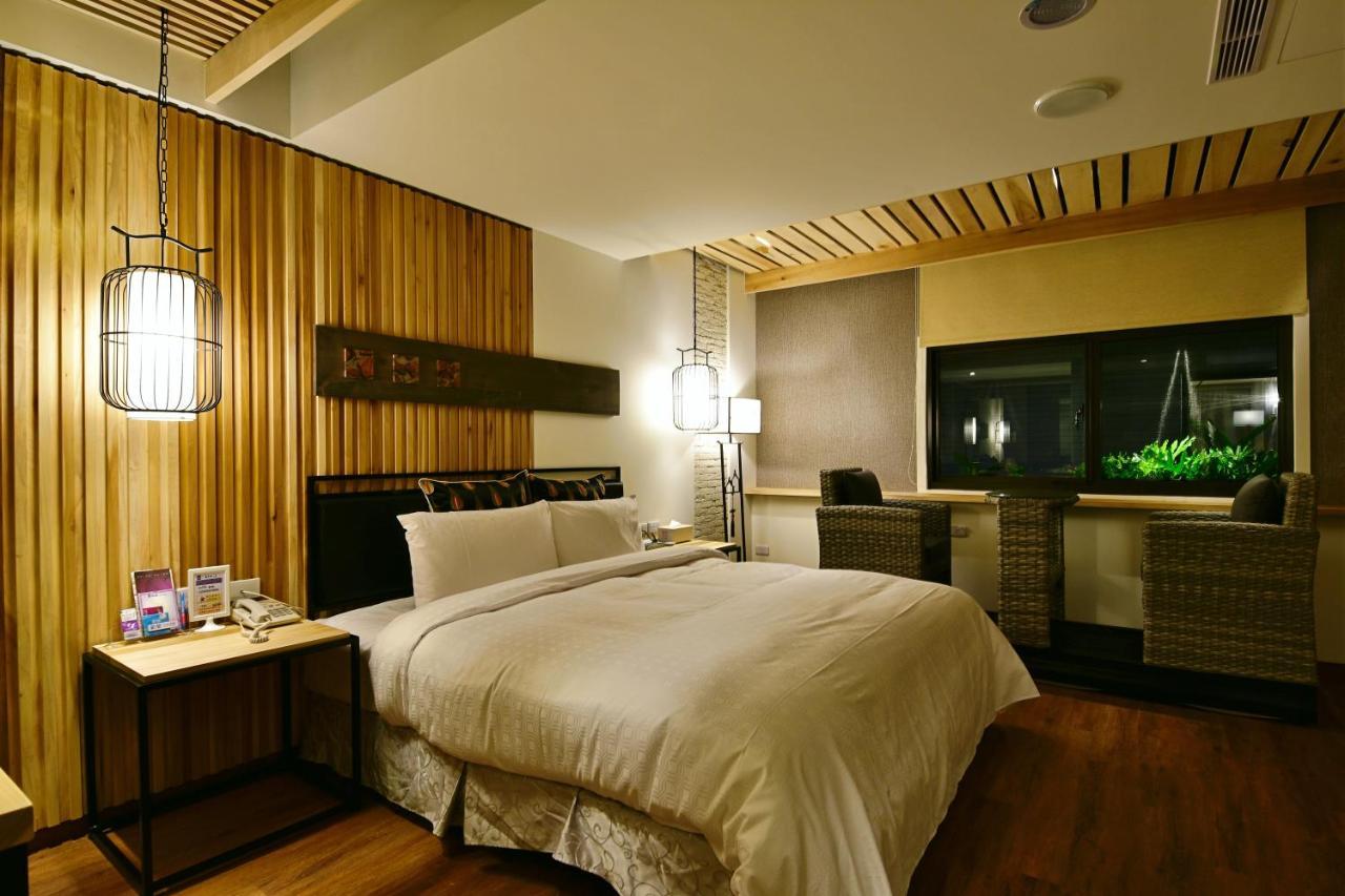 Ouge Motel Kaohsiung Exterior photo
